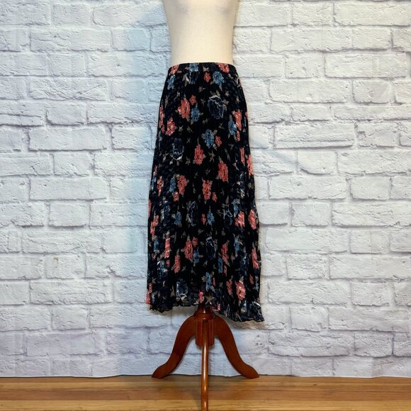Lily and Lionel Black Floral Star Print Pleated Midi Skirt - Picture 1 of 9